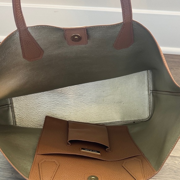 Tory Burch Chestnut Pebbled Leather Tote - Picture 3 of 5